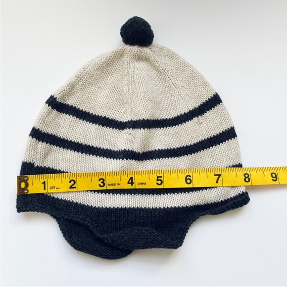 Tane organics knit hats with ear muffs bundle - Picture 6 of 6